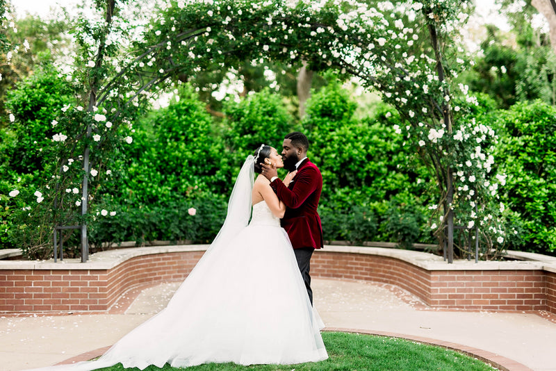 A Luxe Wedding at an Arboretum in Dallas, Texas