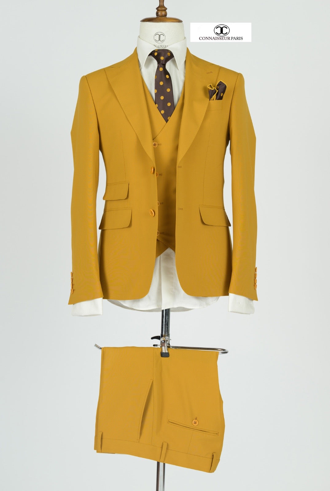 Lanificio Connaisseur - Gold 3-piece slim fit suit with double breasted vest