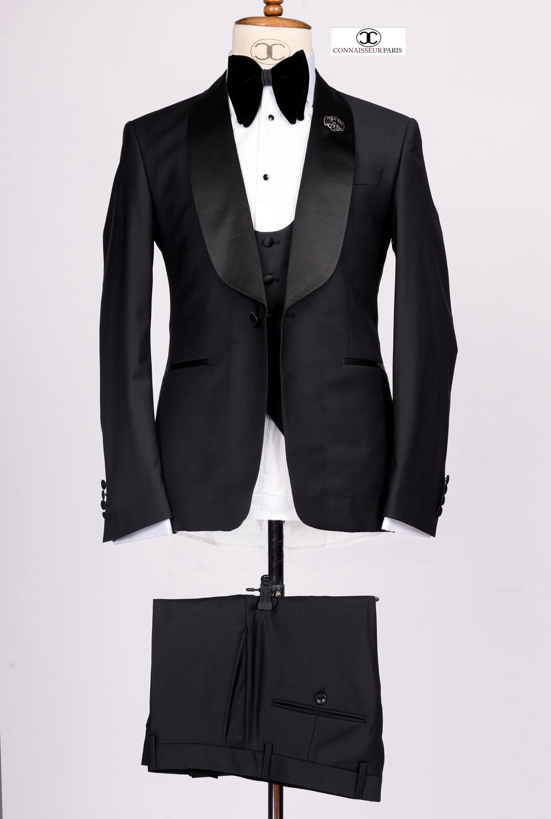 Lanificio Connaisseur  - Black Classic shawl lapel 3-piece sim fit tuxedo with U vest