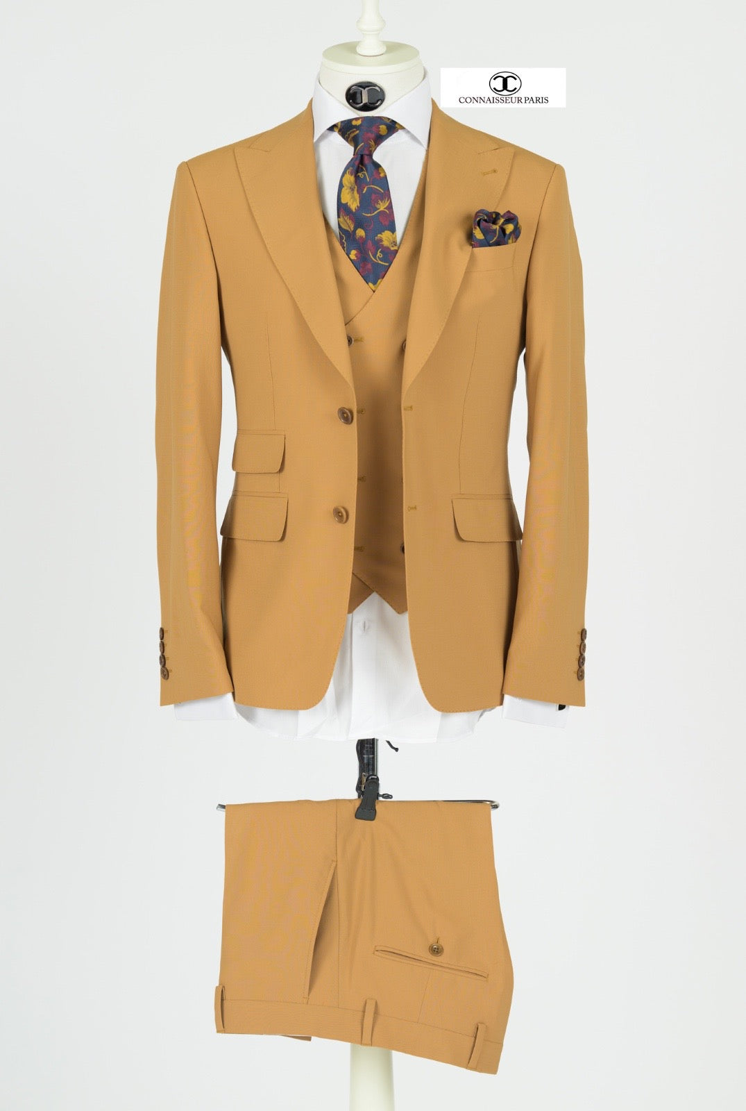Lanificio Connaisseur - Ginger Tan 3-piece slim fit suit with double breasted vest