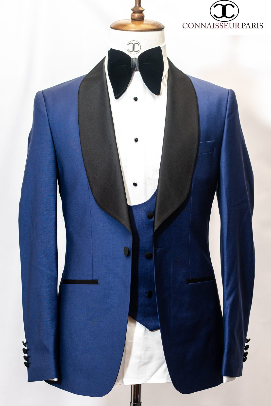 Connaisseur - Mid Blue classic 3-piece slim fit tuxedo with shawl lapel and double breasted U vest